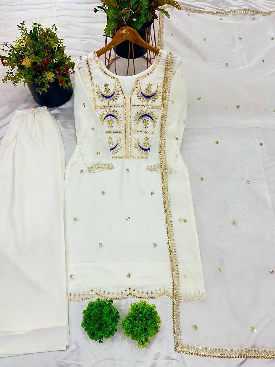 Women  Embroidered Salwar Silk Salwar kameez straight  Kurti Set Indian Weddings