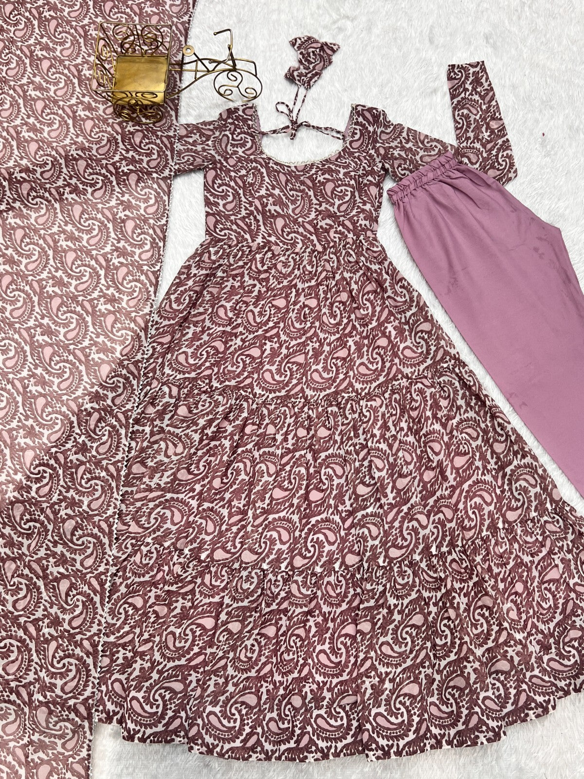 Designer Flared Anarkali Gown Suit Set – Bollywood-Inspired Pakistani Wear