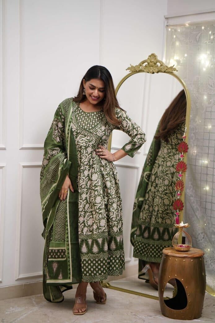 Printed Floral Cotton Anarkali Gown Suit – Bollywood Style Ethnic Wedding Dress