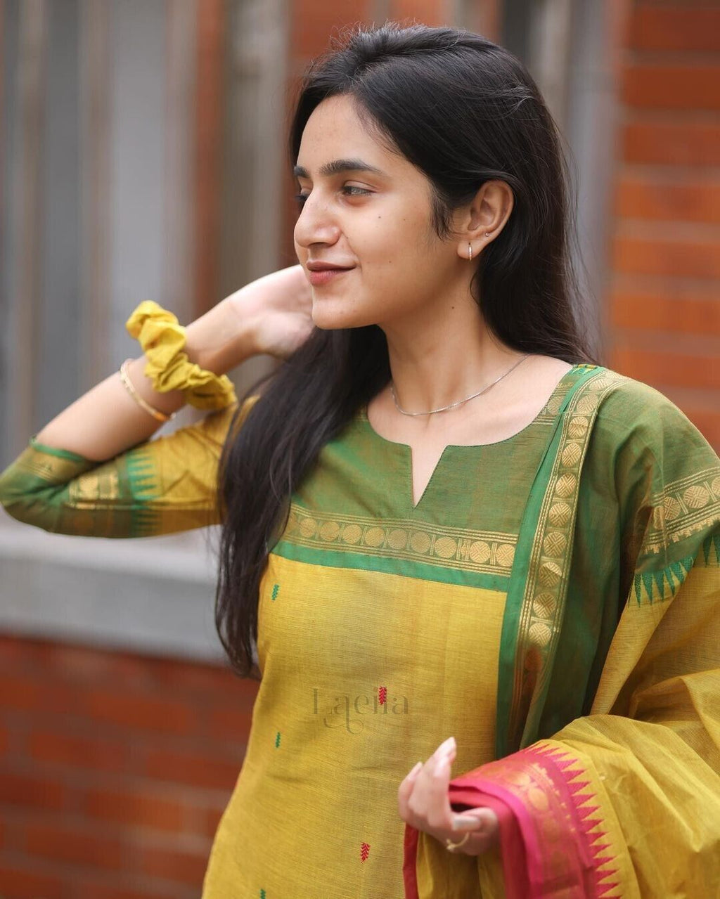 Pakistani Casual Yellow Cotton Solid & Kanchi Lining Cotton Salwar Kameez Women