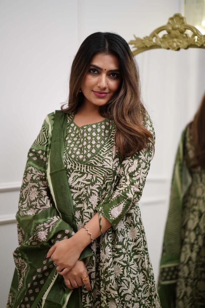 Printed Floral Cotton Anarkali Gown Suit – Bollywood Style Ethnic Wedding Dress