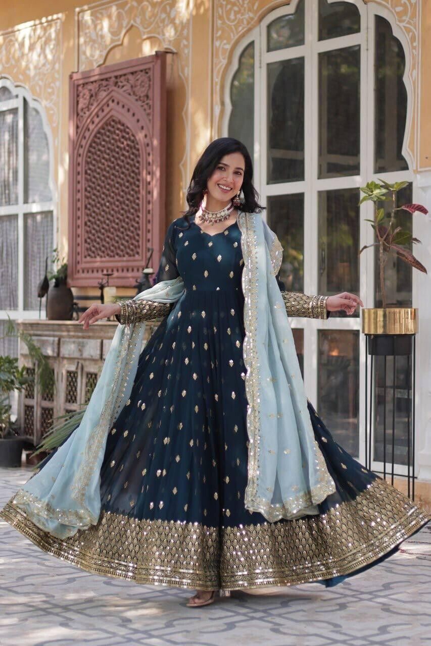 Indian Bollywood Bridal Party Heavy Pakistani Flared Anarkali  Wedding Gown