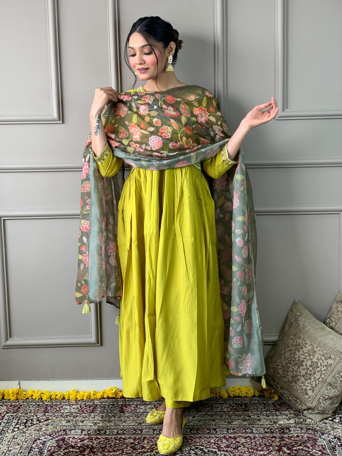Chanderi Jacquard Zari Work Suit with Net Dupatta – Flared anarkali gown