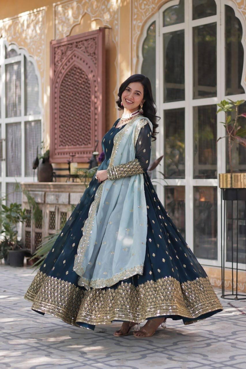 Indian Bollywood Bridal Party Heavy Pakistani Flared Anarkali  Wedding Gown