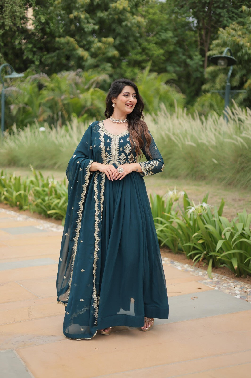 Zari work Long Anarkali  Indian Partywear Wedding Gown for Women Georgette