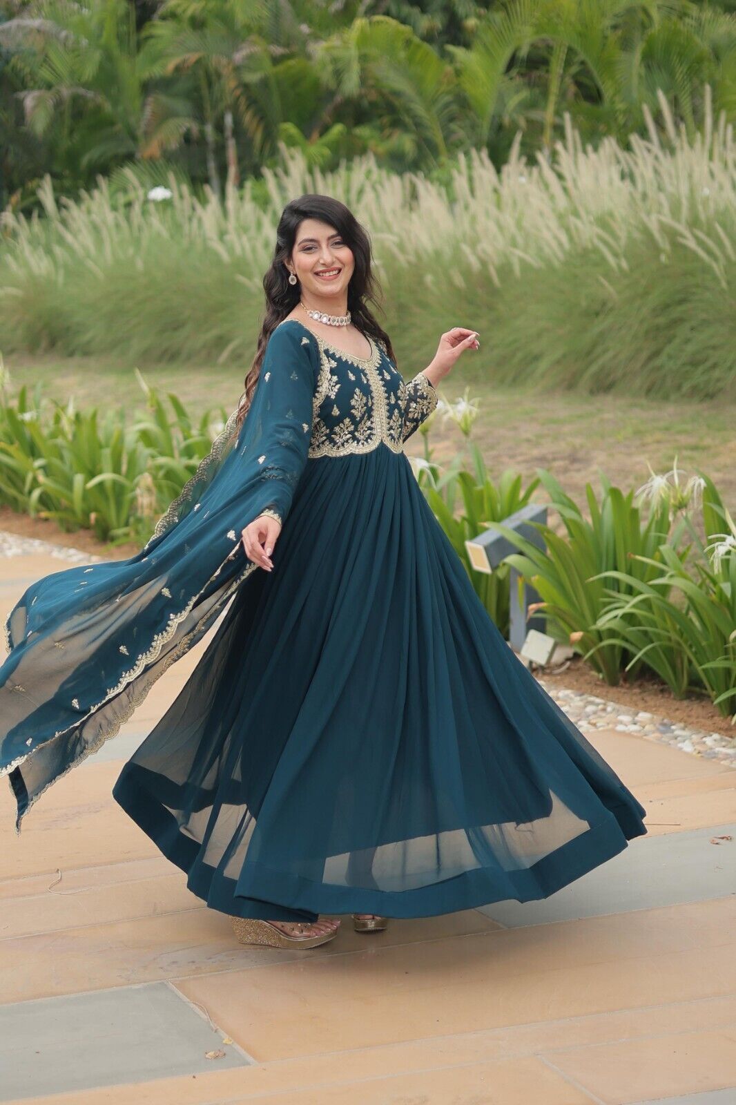 Zari work Long Anarkali  Indian Partywear Wedding Gown for Women Georgette
