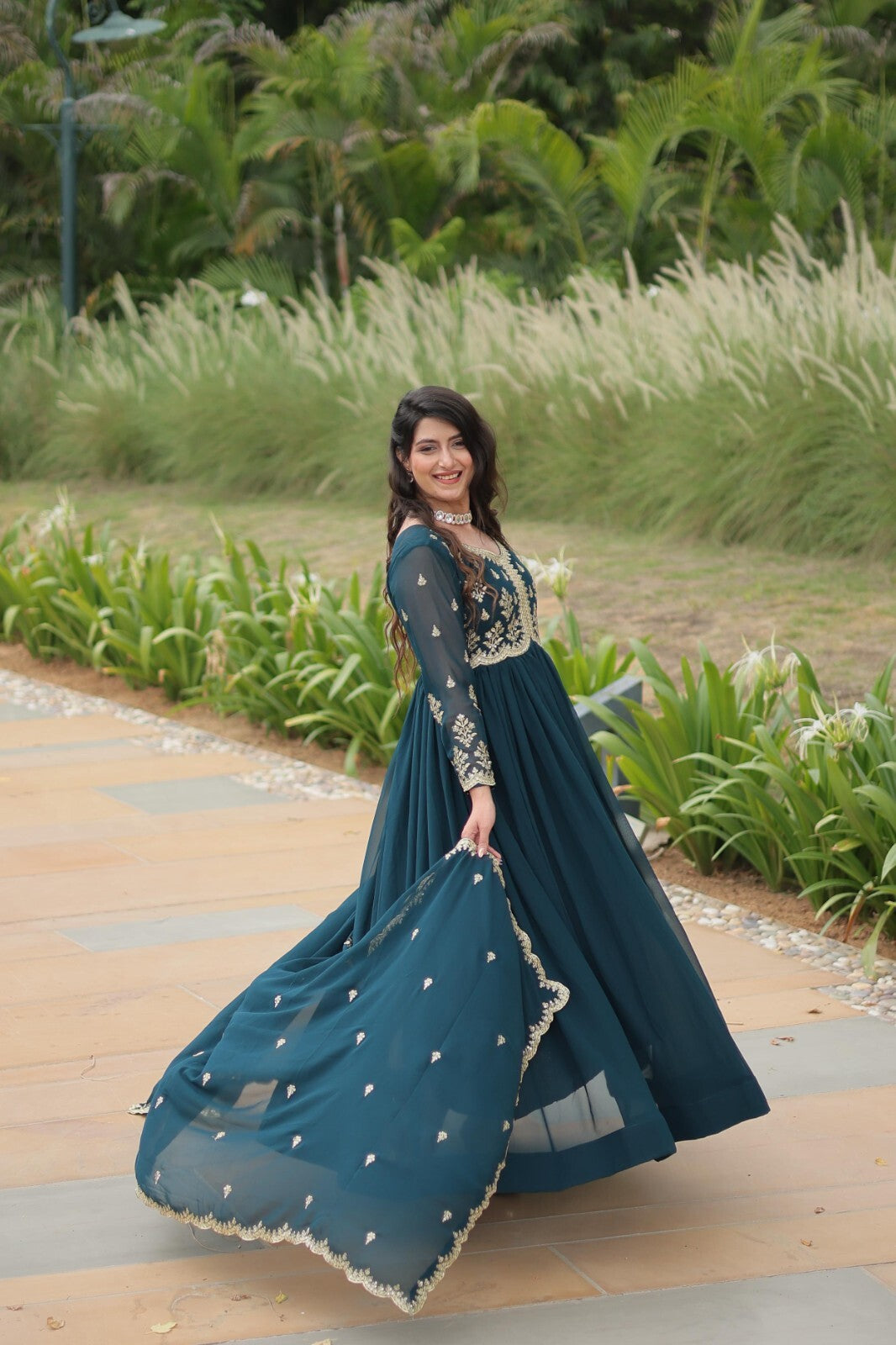 Zari work Long Anarkali  Indian Partywear Wedding Gown for Women Georgette