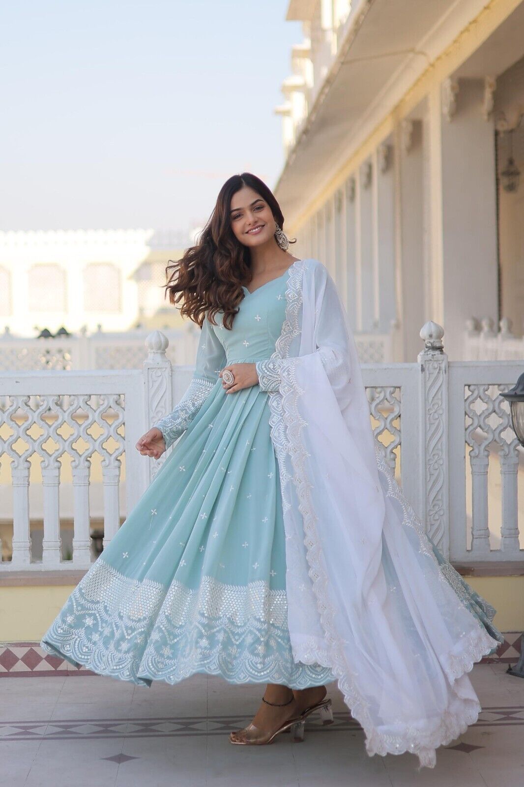Long Georgette zari Designer Indian Partywear Wedding Anarkali  Gown Women