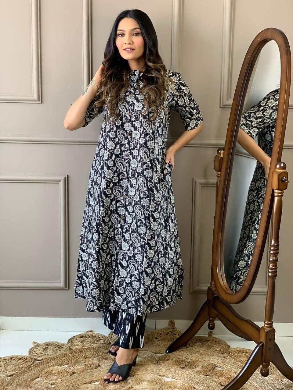 Elegant Cotton Straight Suit with Handwork – 2 pcs set Salwar kameez casual