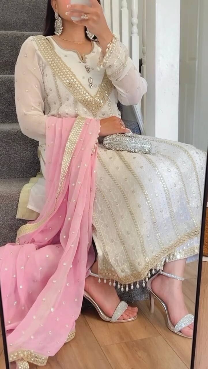 Elegant Pink Embroidered Faux Georgette Salwar Kameez  Set – 3-Piece Ensemble