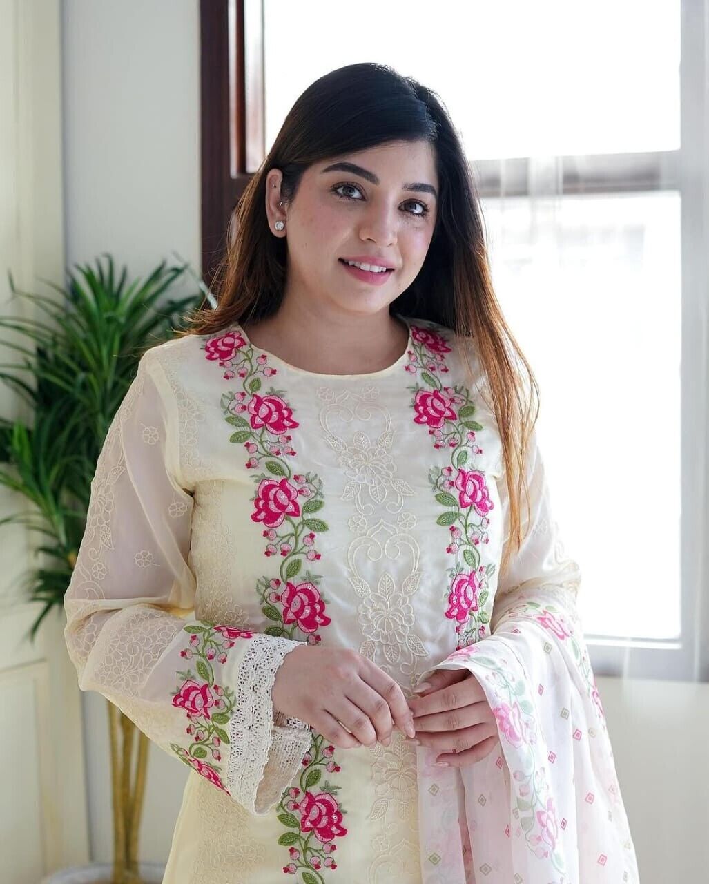 Women's Pakistani Salwar Kameez Readymade Suit Cotton Weddings and Party wear