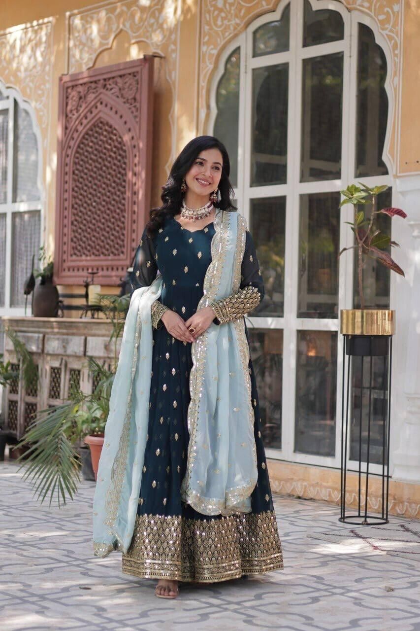 Indian Bollywood Bridal Party Heavy Pakistani Flared Anarkali  Wedding Gown