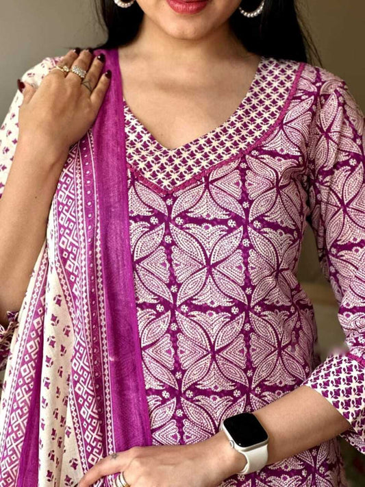 Indian Pakistani Salwar Kameez Set – Cotton Kurti, Pant & Dupatta Fully Stitched