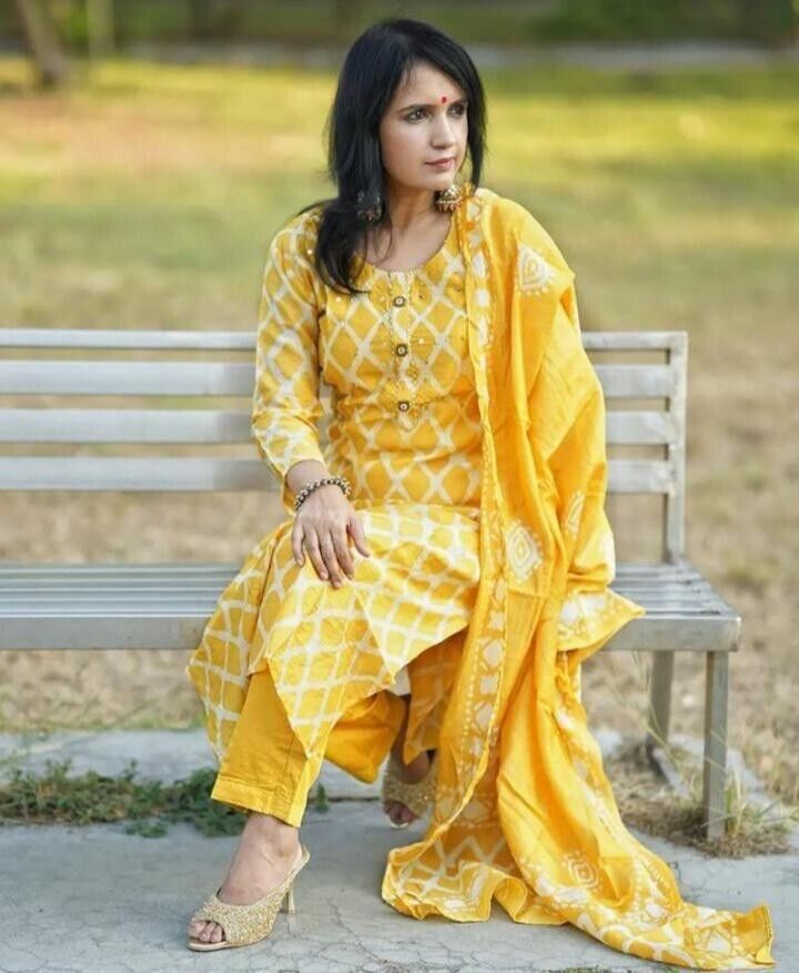 Cotton Pakistani Style Salwar Kameez – Readymade Women’s Indian Wedding Suit