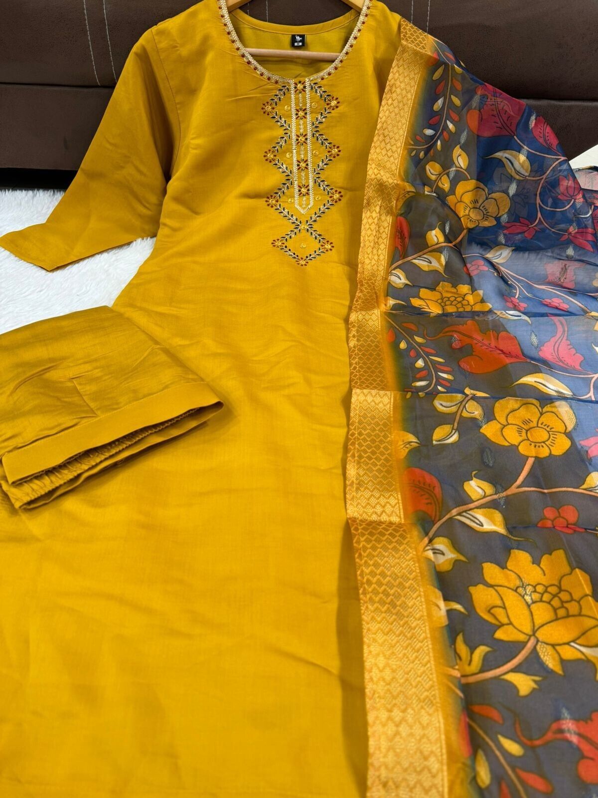 Elegant Viscose Chanderi Silk suit salwar kameez Kurta Set with Jacquard Dupatta