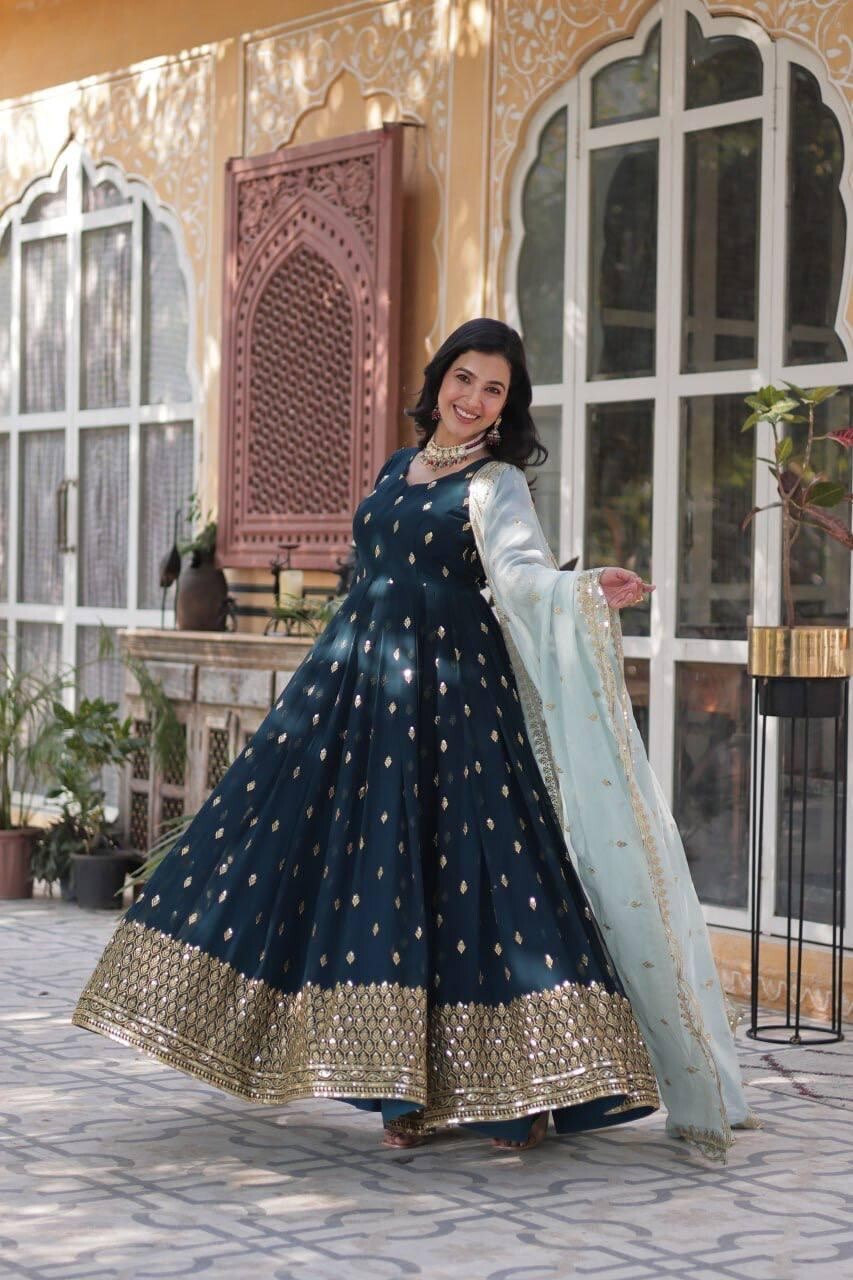 Indian Bollywood Bridal Party Heavy Pakistani Flared Anarkali  Wedding Gown