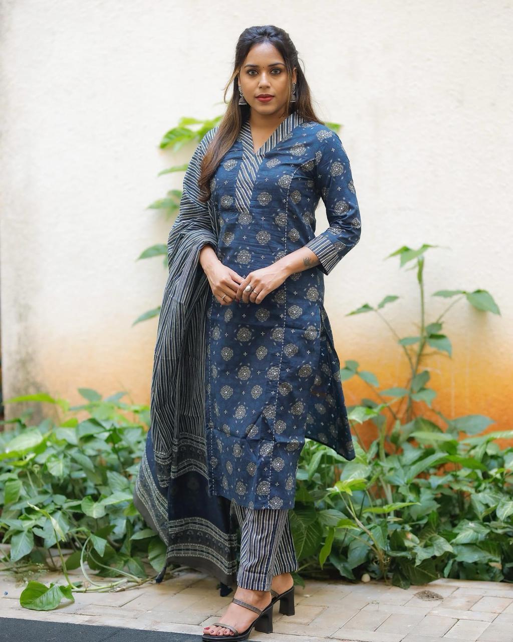 Women Salwar Kameez Elegant Cotton Straight Suit with Handwork – 3-Piece Set