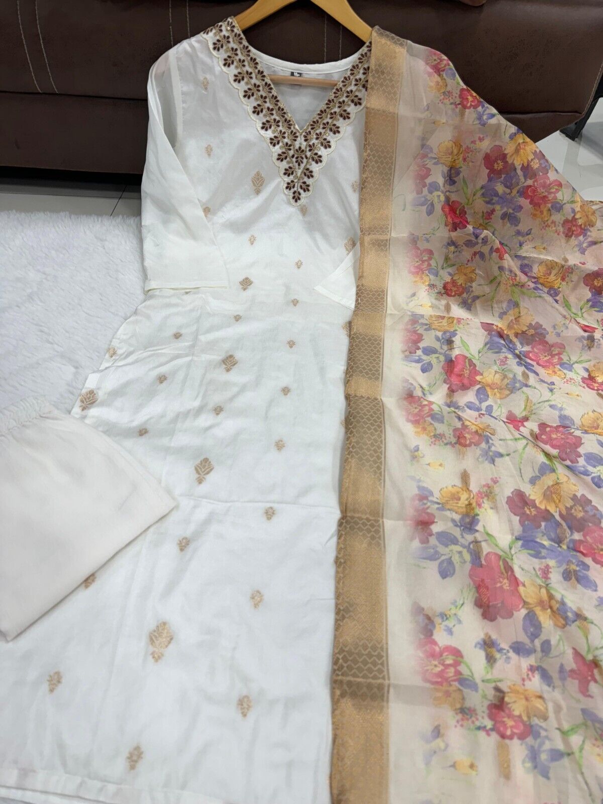 Elegant Cotton Straight Suit with Handwork – 3-Piece Set Salwar kameez
