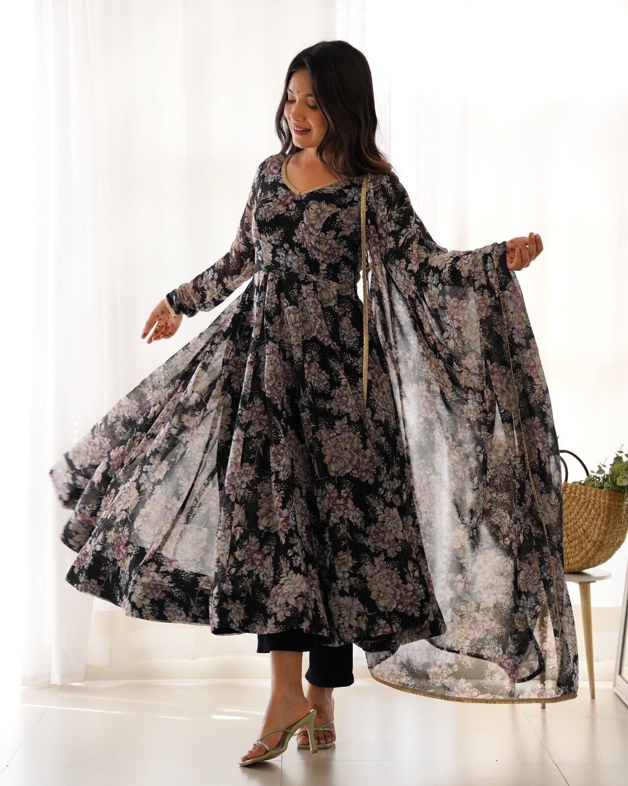 Women's Floral Fox Georgette Anarkali Gown Suit Set – Ready to Wear Wedding wear