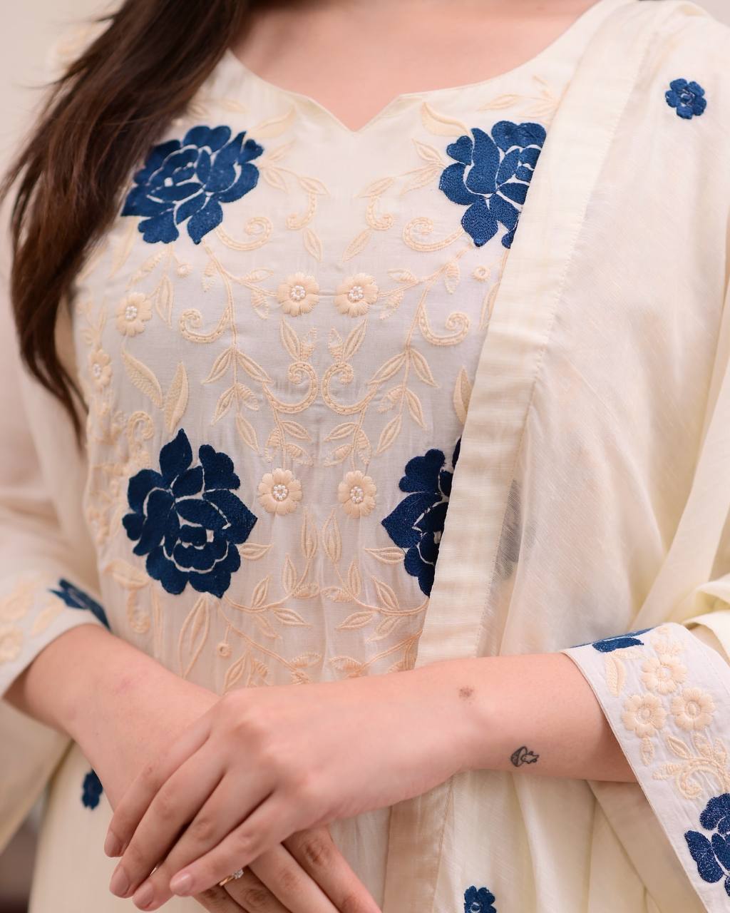 Roman Silk Designer Salwar Kameez Suit Set With Embroidery Work