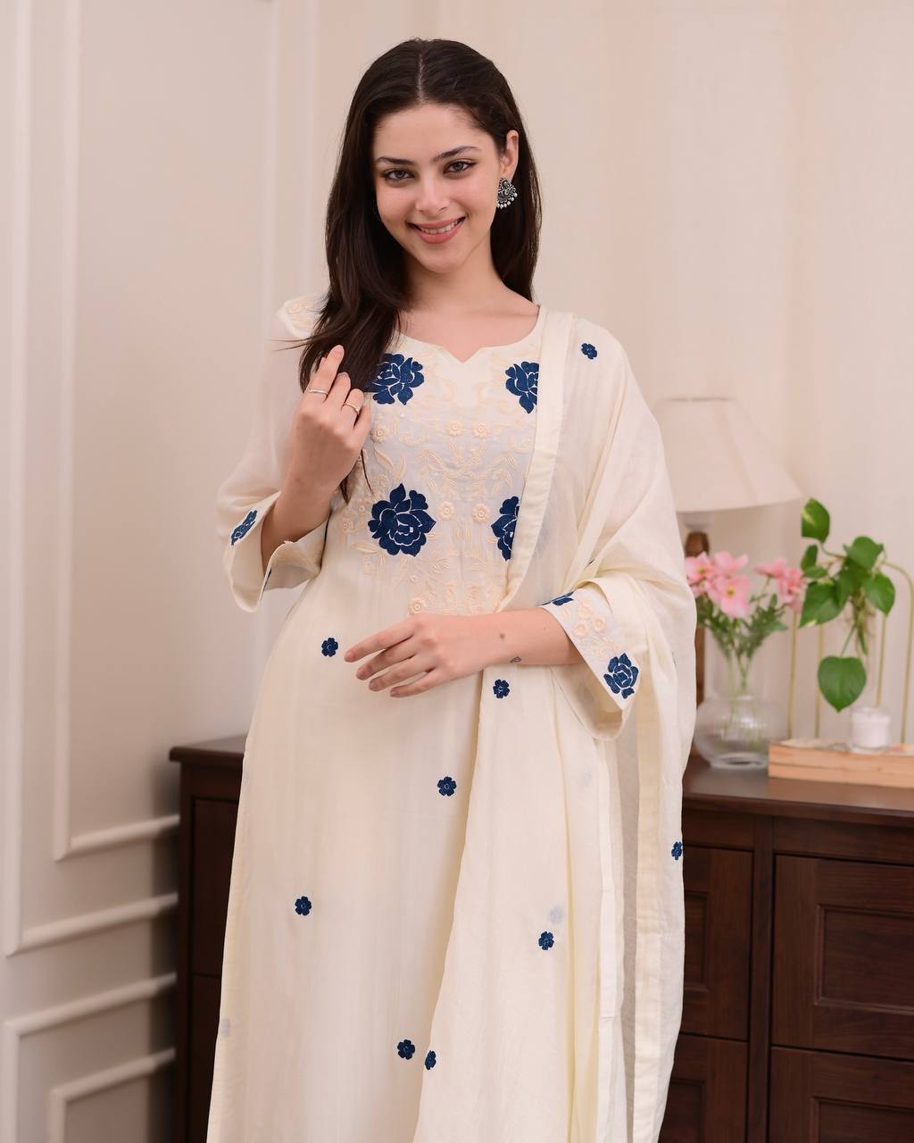Roman Silk Designer Salwar Kameez Suit Set With Embroidery Work