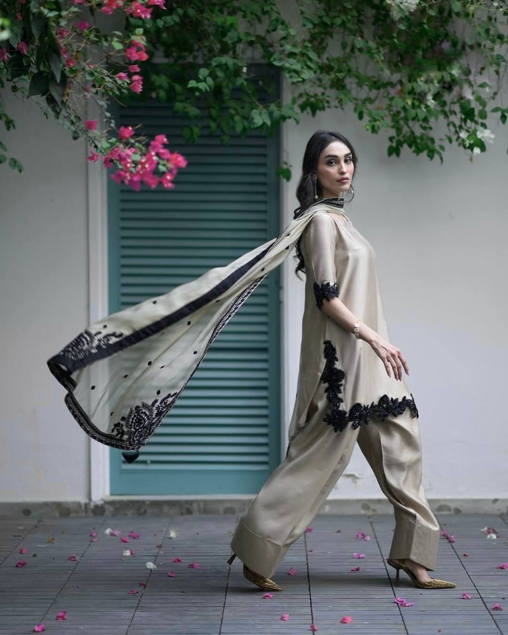 Star georgette farshi pant suit with sequin embroidery – front view, Full sleeve star georgette kurta with embroidery and sequins, Star georgette farshi pants with embroidery, Fully stitched elastic waist farshi pants, Embroidered star georgette dupatta, Festive party wear georgette suit set, Elegant star georgette ethnic outfit for women, Designer star georgette pant suit with dupatta