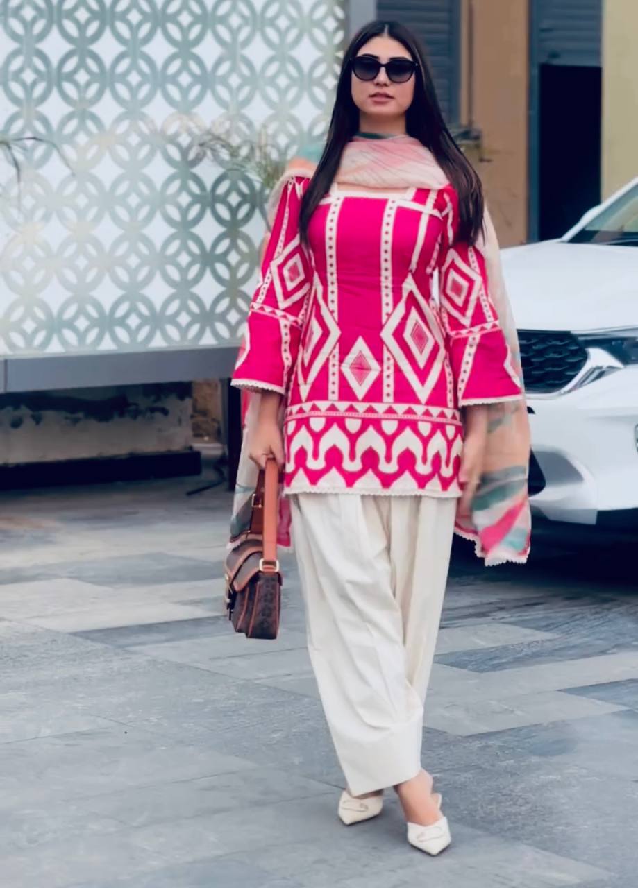 Pink & White Designer Farsi Salwar Suit WIth Chiffon Duppatta Suit set