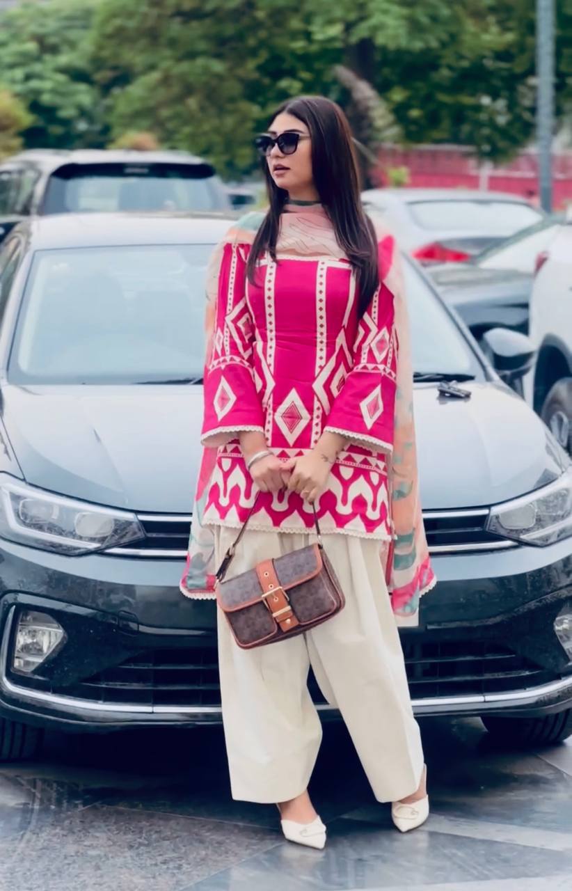 Pink & White Designer Farsi Salwar Suit WIth Chiffon Duppatta Suit set
