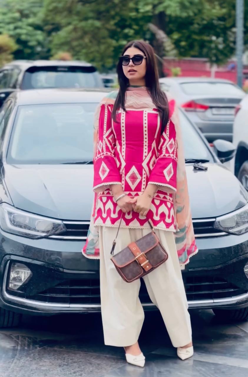 Pink & White Designer Farsi Salwar Suit WIth Chiffon Duppatta Suit set