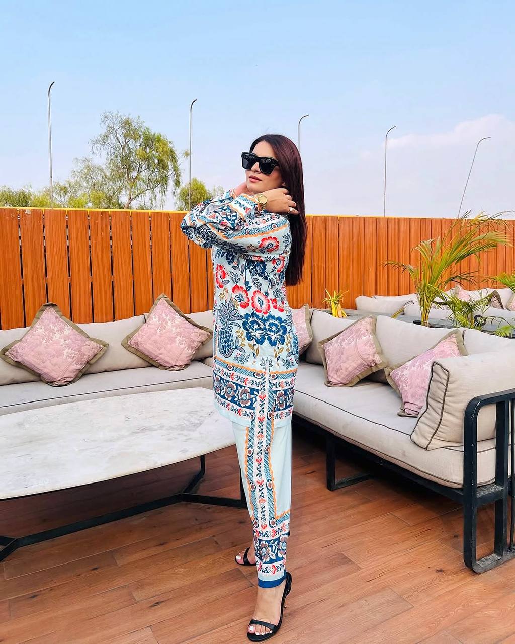 White & Blue Digital Printed Designer Farsi  Suit WIth Chiffon Duppatta Suit set